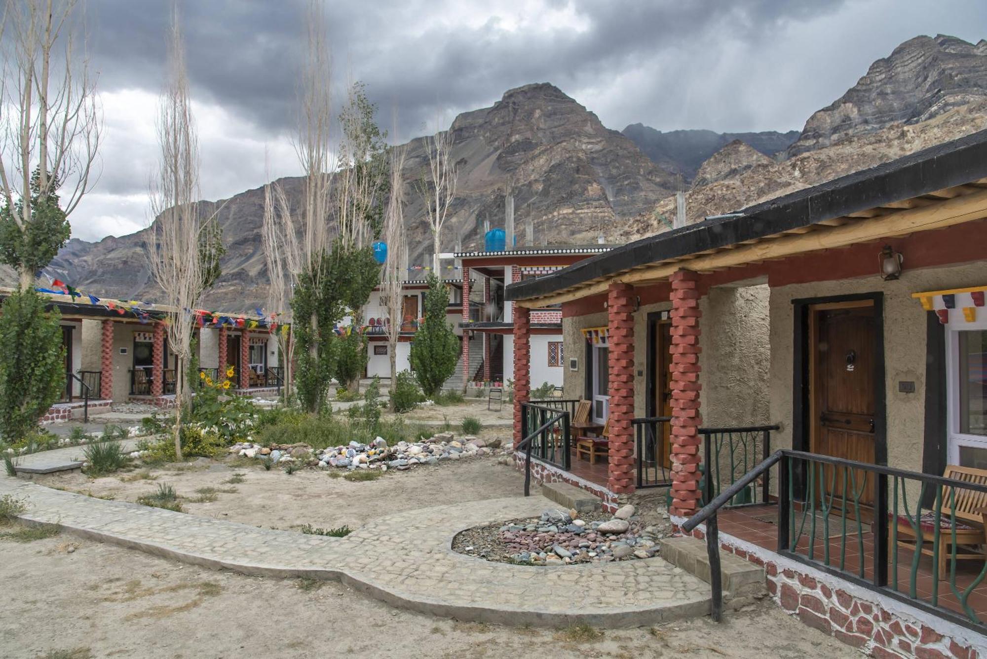 Echor Mud Huts Tabo, Spiti Valley Каза Екстериор снимка